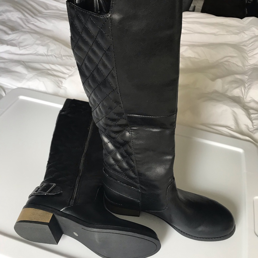 High boots, black, size 9, worn once!